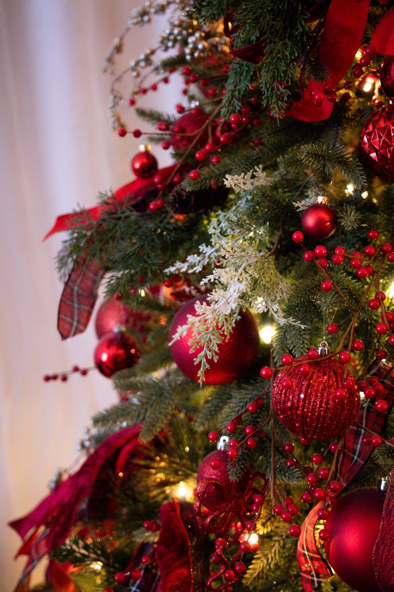 $1,000 Holiday/Christmas Decorating Retainer - Secure Your Spot With PIEvents And Co
