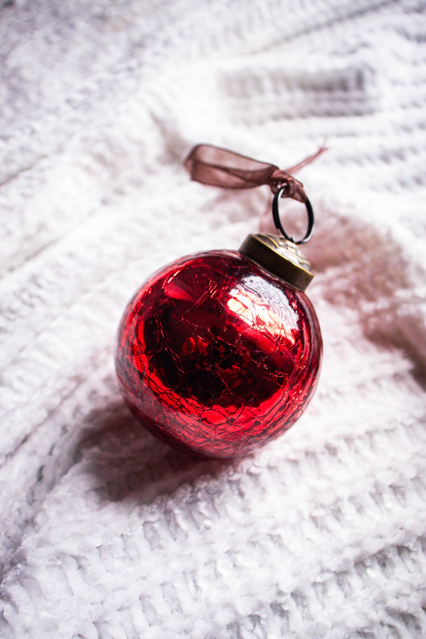 Luxury Red Crackle Glass Christmas Ball