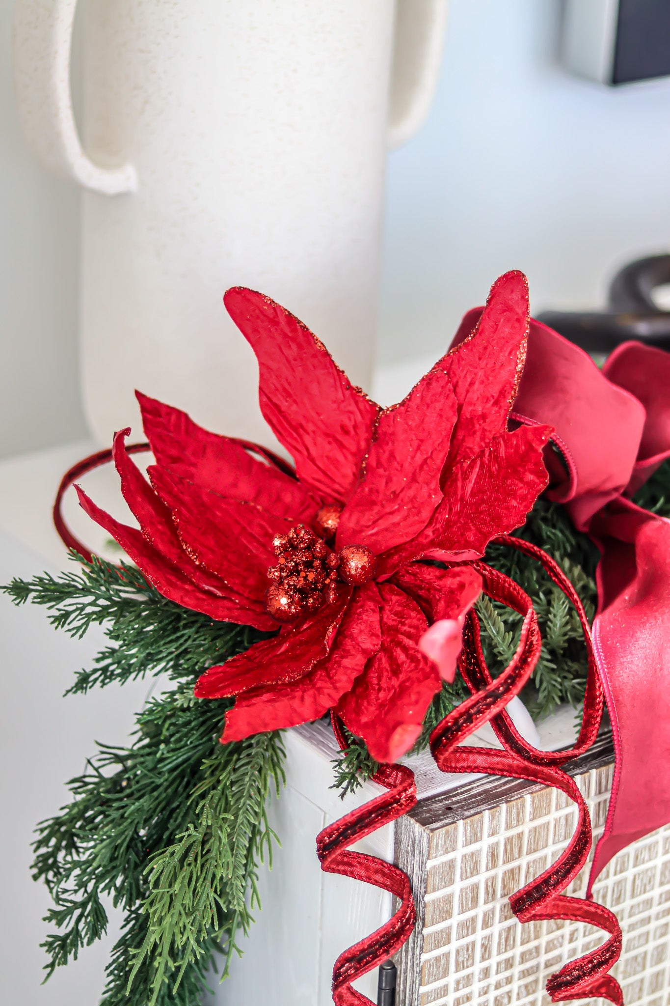 Luxury Glittering  wired Metallic Velvet Ribbon - Red 0.5  in