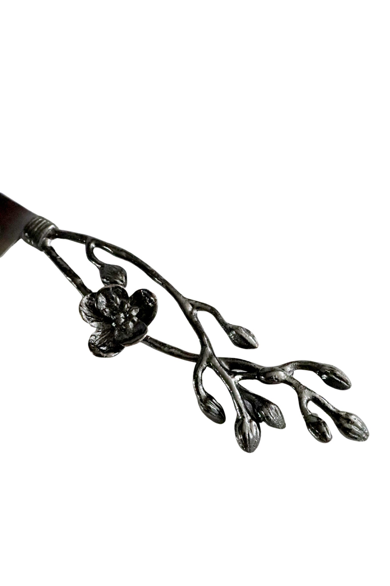 Luxury Home Decor Gift-Michael Aram Black Orchid Bread Knife